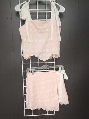 NWOT, Sweet Pink Eyelet Scallop Hem Skort Set - SIZE MEDIUM